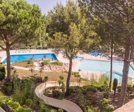 Appartamento Appartement classé Premium - Le Jardin Clos Vue Mer -Parking Couvert - PISCINE Chauffée du 05-04 au 01 -11- Parc résidentiel avec espaces de Loisirs parcours de Santé, randonnées , Jeux extérieur Saint-Raphaël