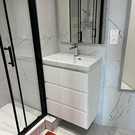 Appartamento Appartement classé Premium - Le Jardin Clos Vue Mer -Parking Couvert - PISCINE Chauffée du 05-04 au 01 -11- Parc résidentiel avec espaces de Loisirs parcours de Santé, randonnées , Jeux extérieur Saint-Raphaël