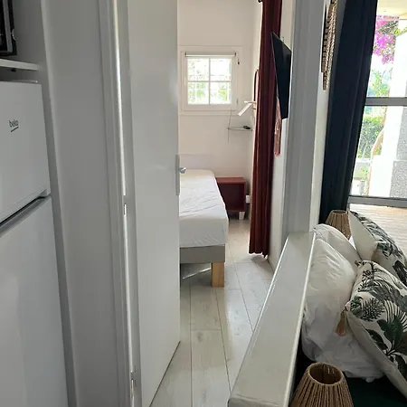 Appartement classé Premium - Le Jardin Clos Vue Mer -Parking Couvert - PISCINE Chauffée du 05-04 au 01 -11- Parc résidentiel avec espaces de Loisirs parcours de Santé, randonnées , Jeux extérieur *